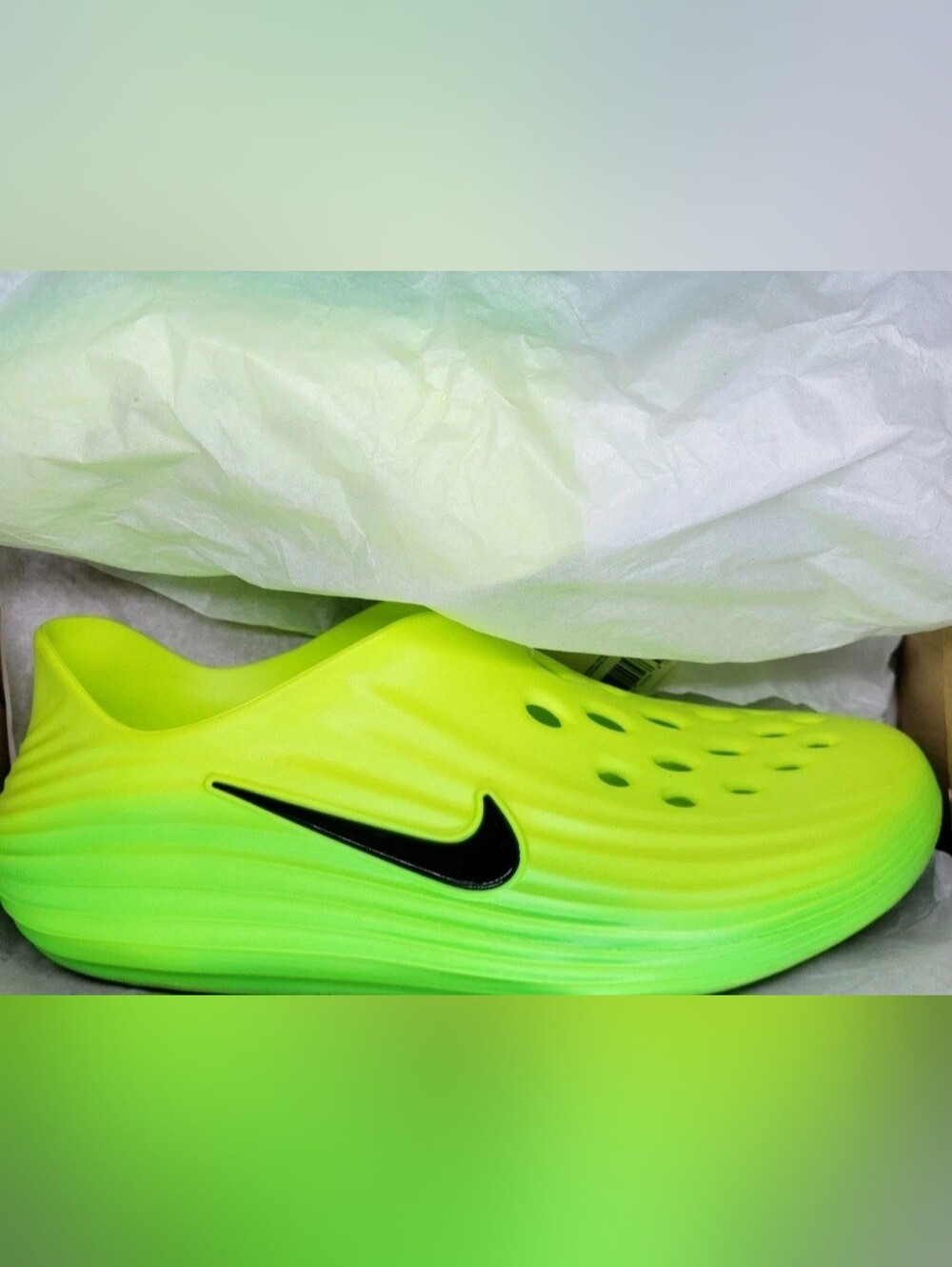 Nike ReactX Rejuven8 "Green Strike" Volt Sz 17 Men NIB